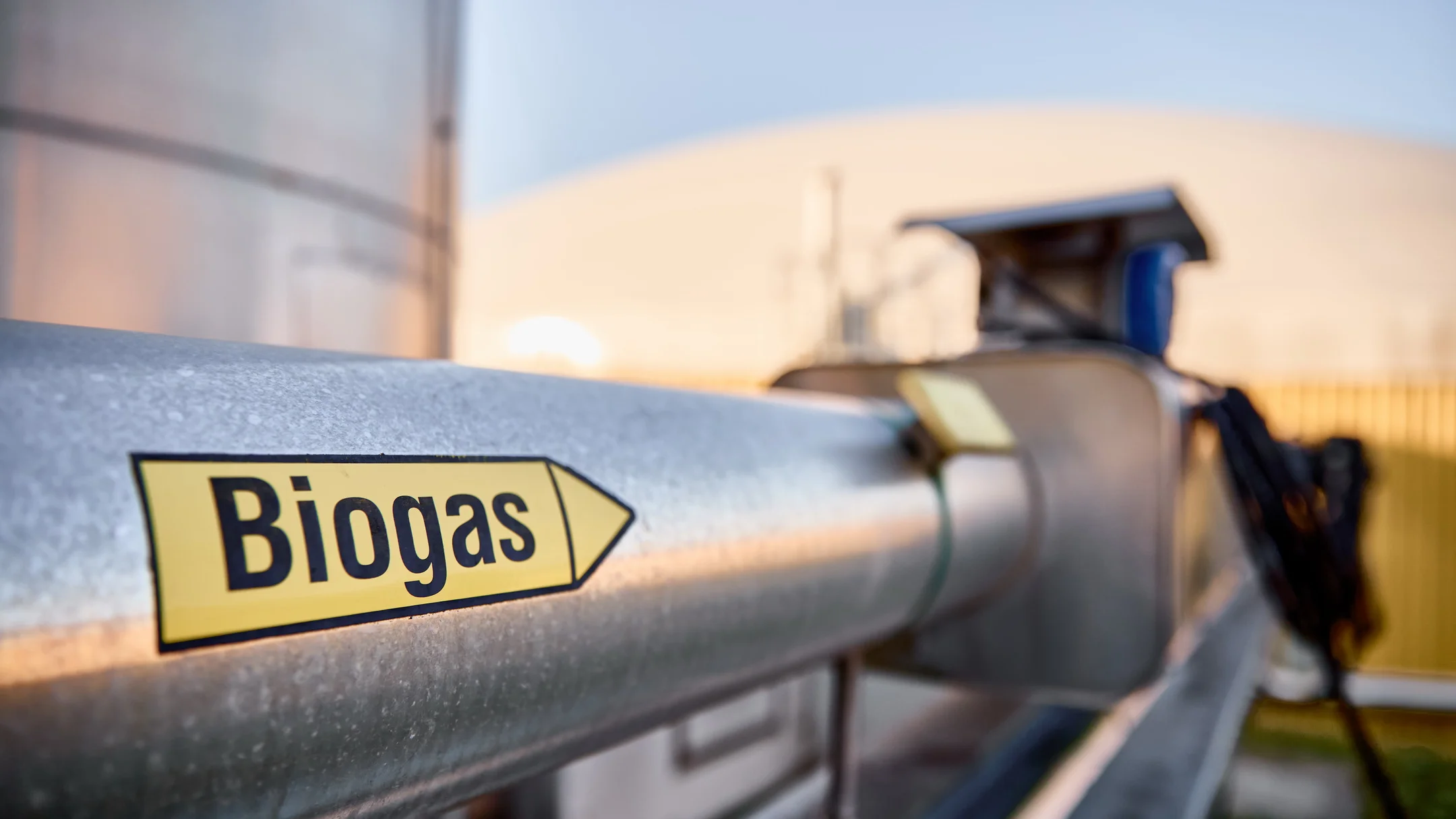 Biogas wird zu Biomethan aufbereitet